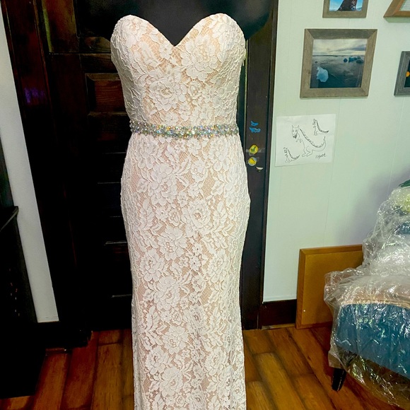 Alyce Prom/Formal Style 6377  Sz 6 - Picture 1 of 10